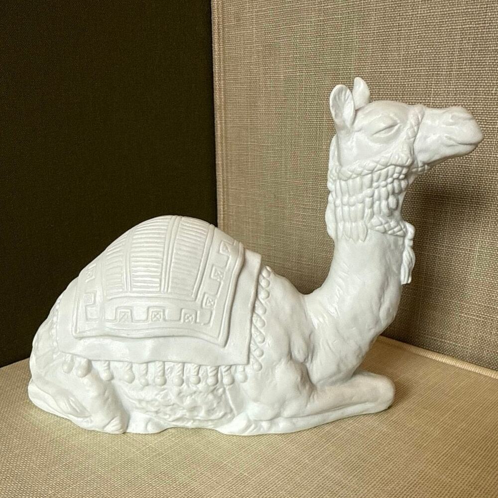 Avon Nativity Camel • 1984 • Signed M A 1984 • Boxed